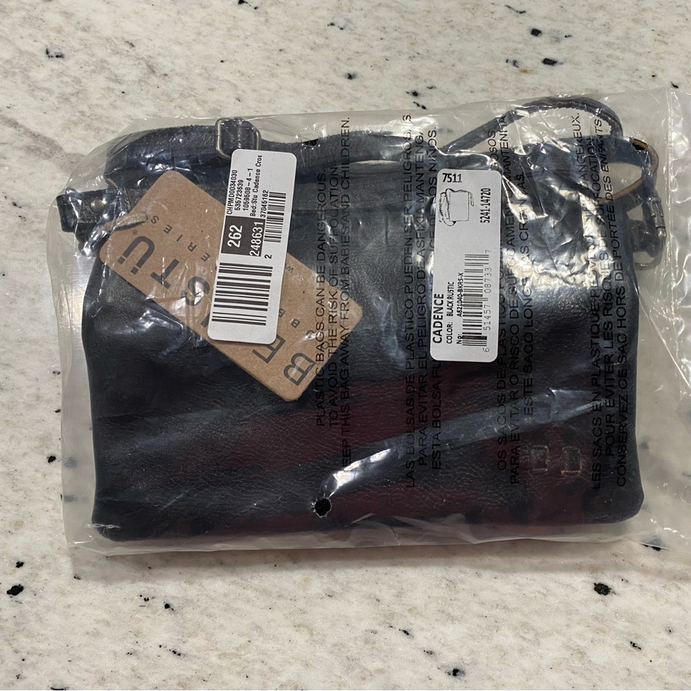 Bed Stu Cadence leather 3in1 wallet, crossbody and clutch Brand New